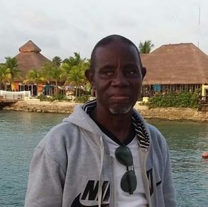 Meet your Posher, Ebah